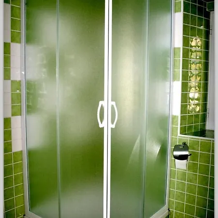 Sime's Down Town Konukevi *