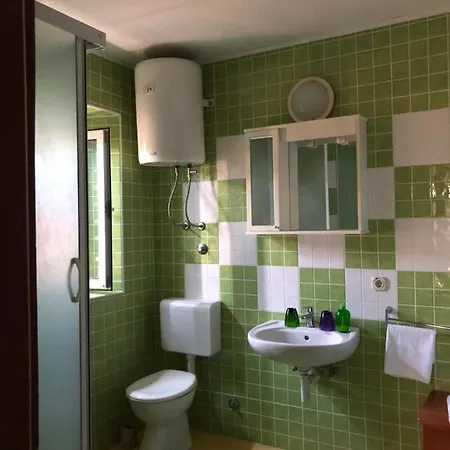 Sime's Down Town Konukevi